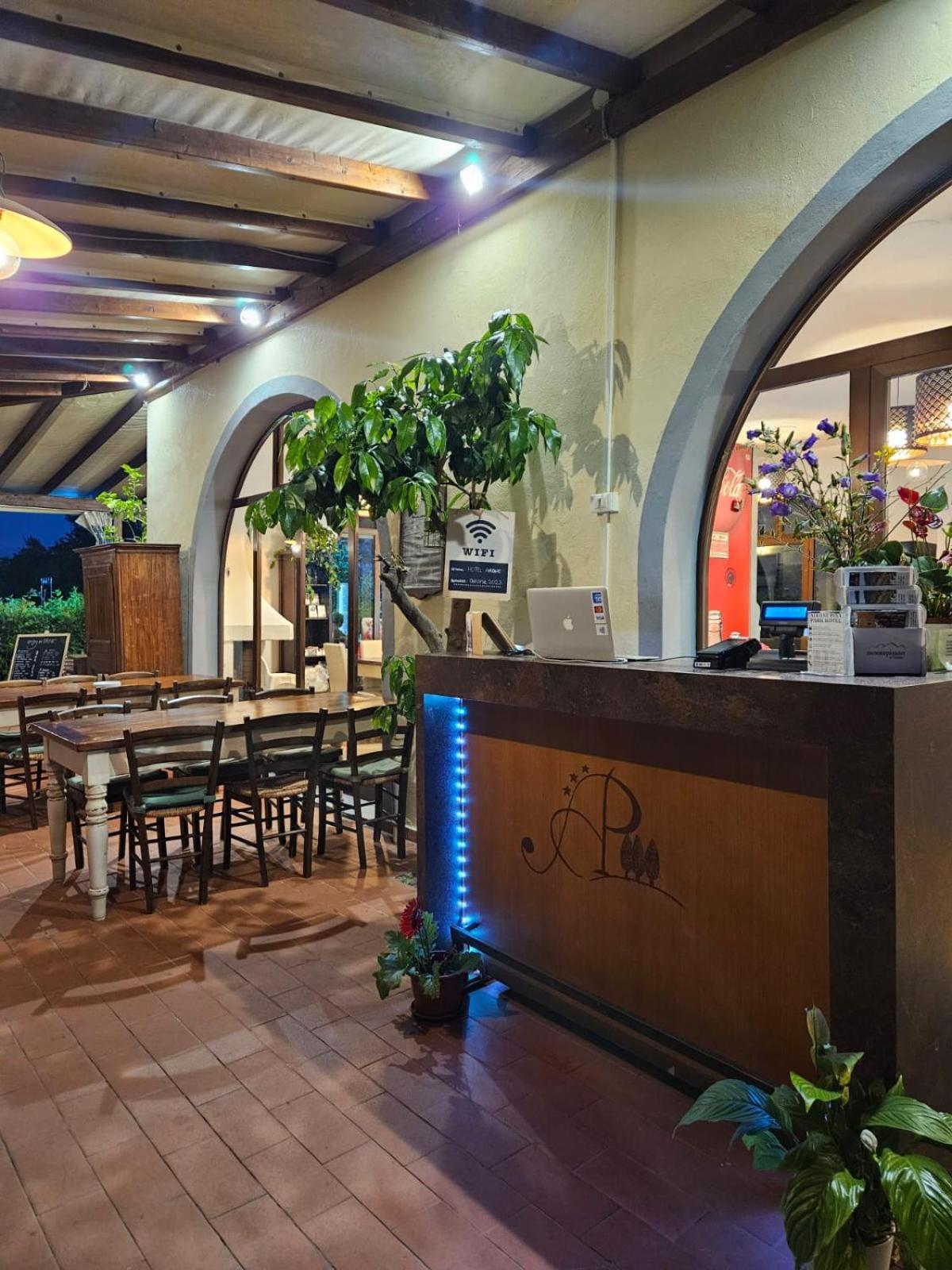 Airone Pisa Hotel Ristorante 산줄리아노테르메 외부 사진