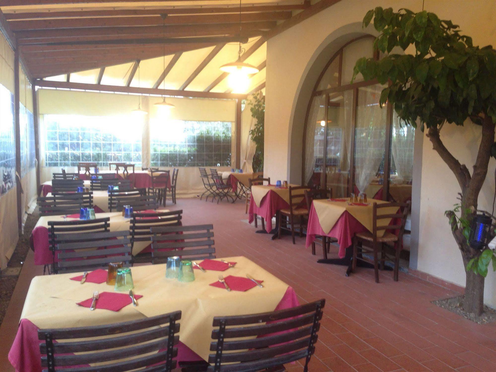 Airone Pisa Hotel Ristorante 산줄리아노테르메 외부 사진